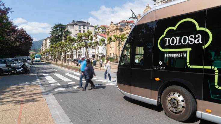 EAJ-PNVk berriro agertu ditu Hiribusa zerbitzuaren inguruan EH Bilduko  Udal Gobernuarekin dituen desadostasunak