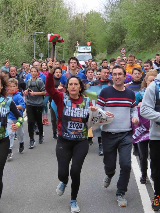 korrika, furgonetatik, Aizto 20 1649421633004