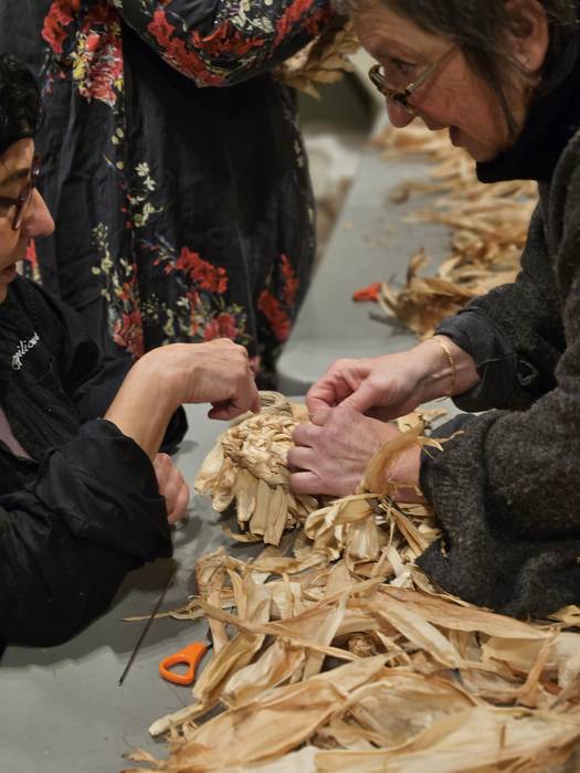 Artozko tapiz alfonbrak ezagutzeko bisita igandean