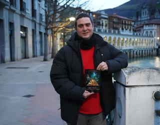 Unai Amundarainen poesia liburuaren aurkezpena, Tolosan