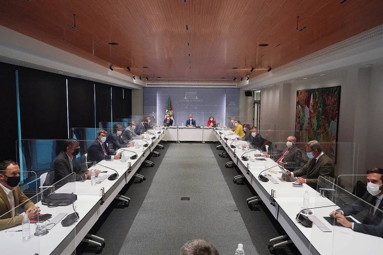 Bihartik beharko da ziurtagiria gaueko aisialdi guneetan eta jatetxeetan Araban, Bizkaian eta Gipuzkoan