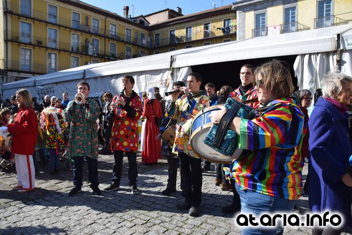 udaberri dantzari txikien kalejira 31 1454767835865