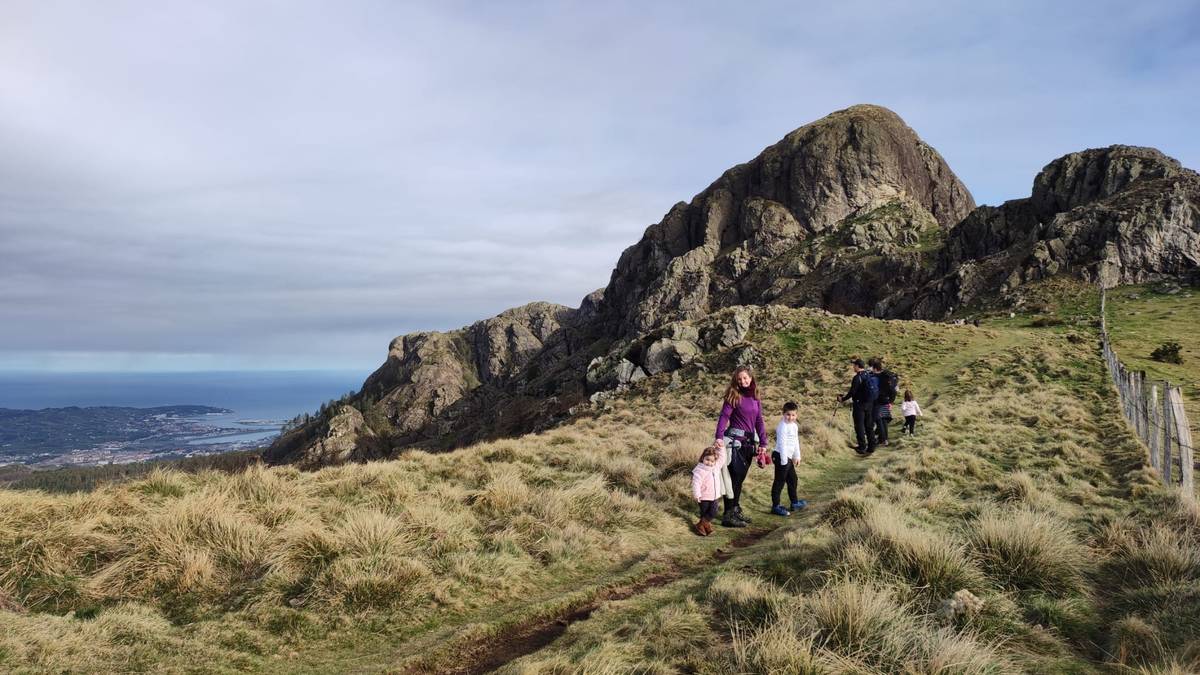 Urkita mendira irteera egingo dute larunbatean