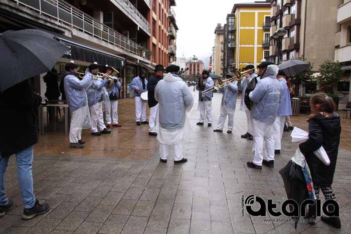 Ohikotik ere badu Zaldunita  4 1518276207972