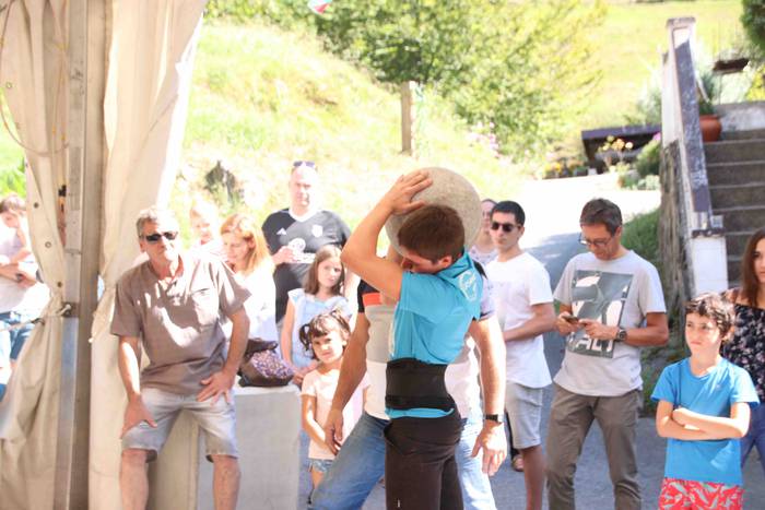 Uganetarrak gehiago izan dir 53 1537014988302