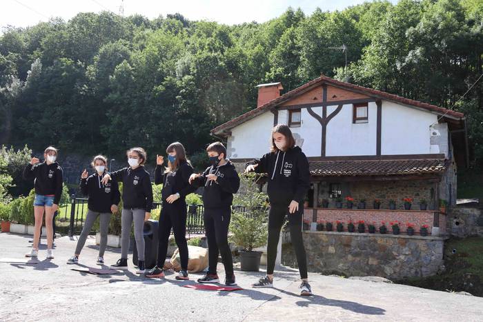 Ibilaldi gidatu-antzeztua eg 34 1621768561146