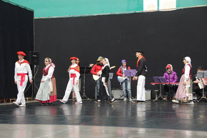 Lizartzako inauteriak 2016 antzerkia 27 1453571685847