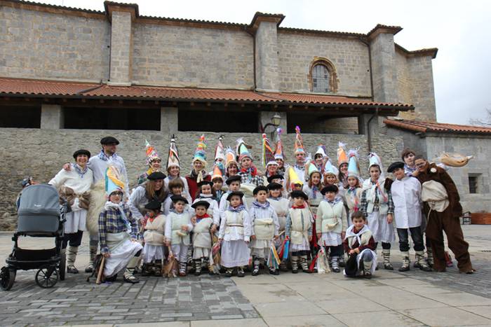 Iturengo joaldunen antzera k 11 1488358973570