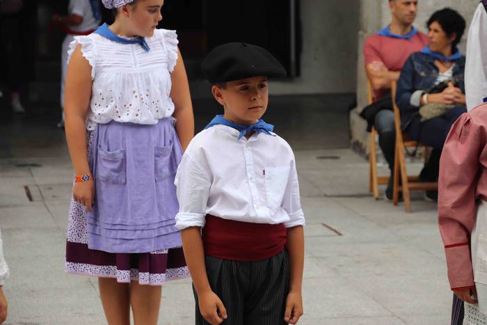 Dantzak, txistuak eta trikit 5 1565549071230