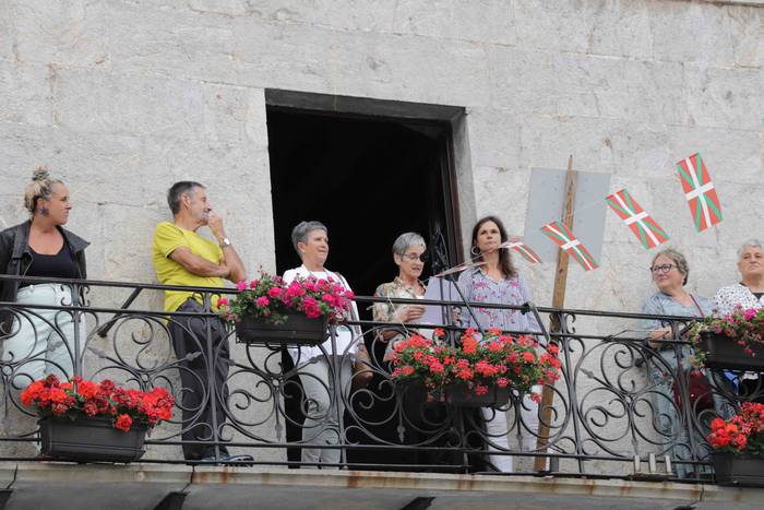 Berastegiko festak. Txupinaz 1 1659702327906