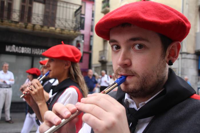 Lizarrez apaindutako kaleeta 210 1498481000236