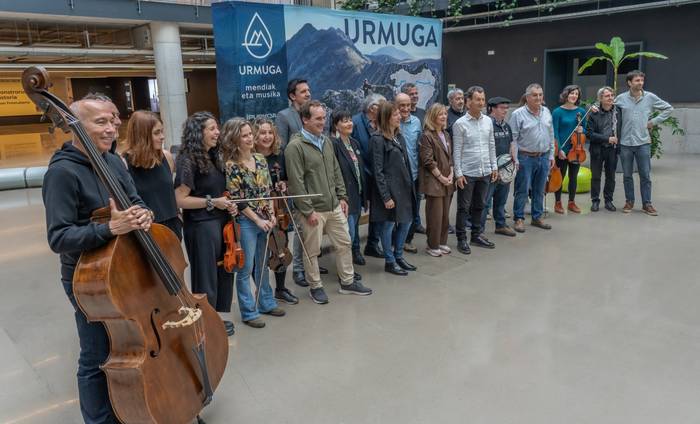 Urmuga, 'Ipuskoa' oroituz