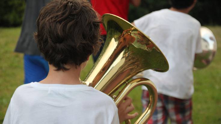 Laborategi bat, musikaz hazteko