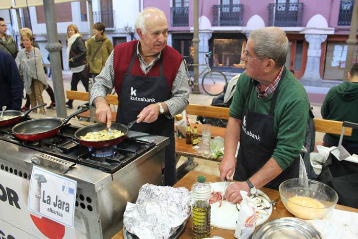 Mikologikako Pintxo Lehiaketa 2015 16 1445019272986