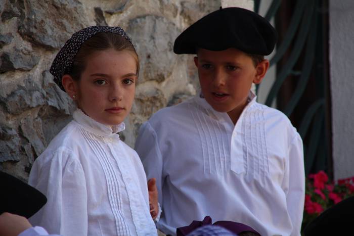 GOIAZKO ANDRA MARI JAIAK 201 34 1502631692106