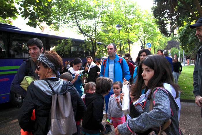 "Gu bezala, beste 100.000 za 4 1528636743035