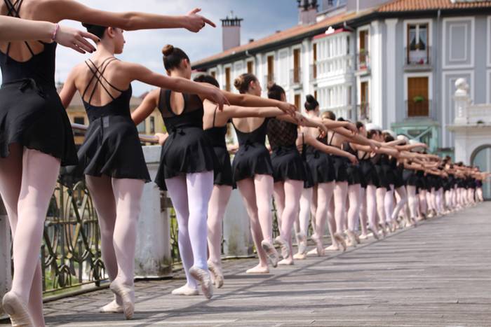 Barandari helduta dantzan 42 1523801484693