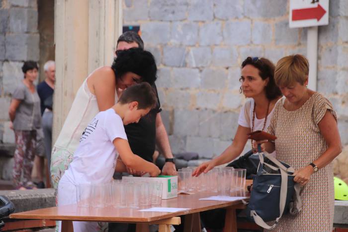 Txakolina eta sardinak, fest 13 1536498286951