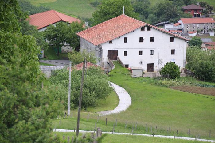 Aldapan gora... inpernuan go 8 1495271067365