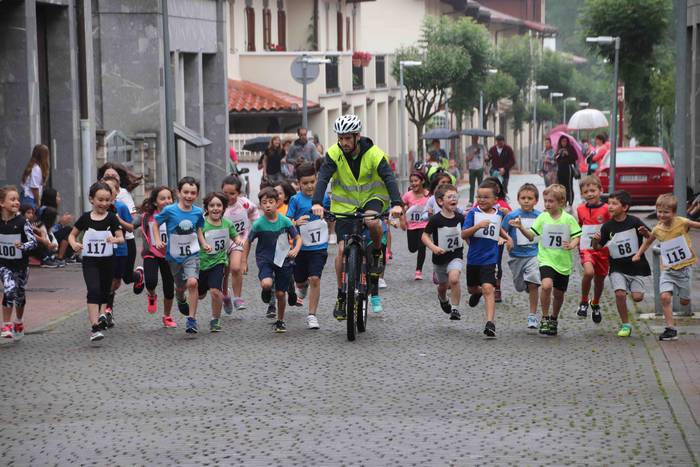 Asteasuko haurrek hasi dute  36 1530188265944