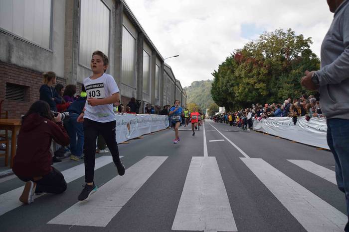 Gozatu egin dute txikienek S 60 1634039501606