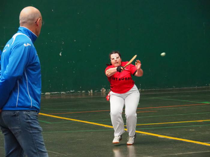 Oinatz Bengoetxea, alegia, 2 25 1649064044244