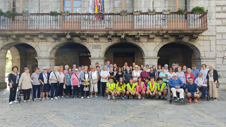 Martxan dira txintxarriak