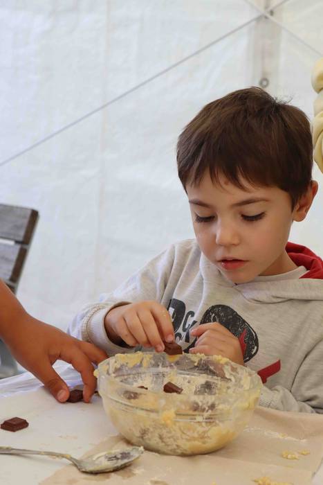 Eskuak zikinduz aritu dira s 17 1665306832704