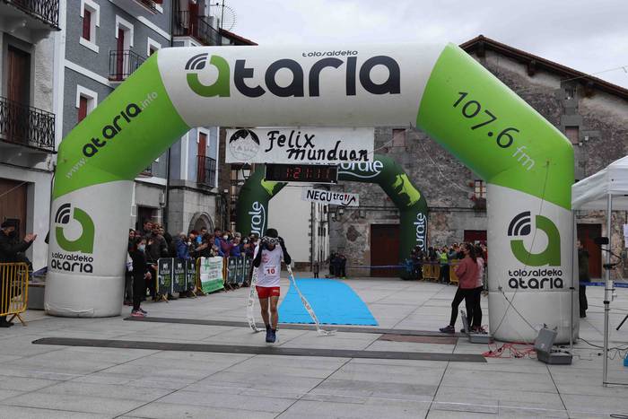 Hodei Samaniego eta Leire Ba 10 1644162081833