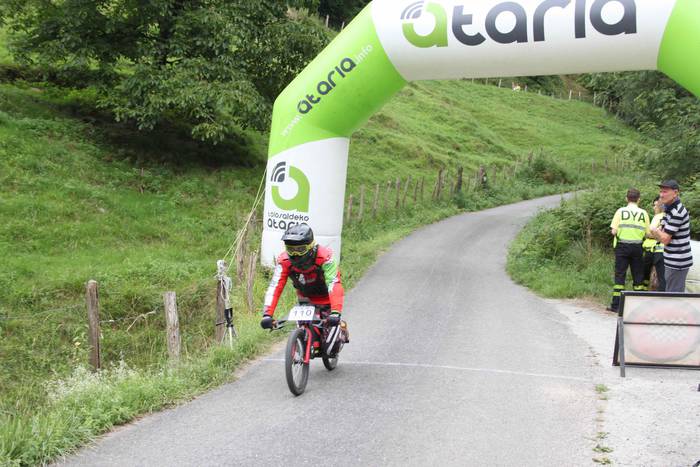 Goitibehera jaitsiera, Alegi 42 1563042260355