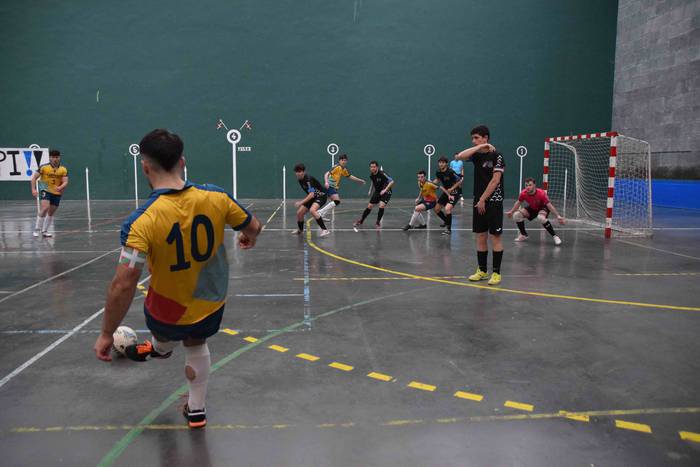 Mikel Alonso futbolariari om 17 1651315636360