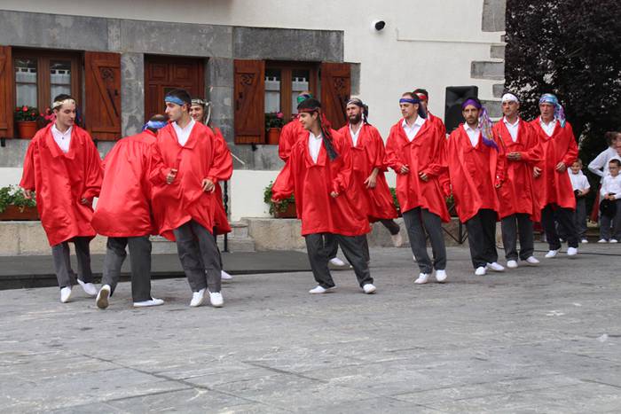 ADUNAKO AMA BIRJINAK 2017. A 24 1502798987686