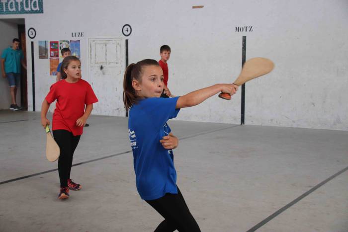 Txikiek pilotari handiak dir 62 1565875106175