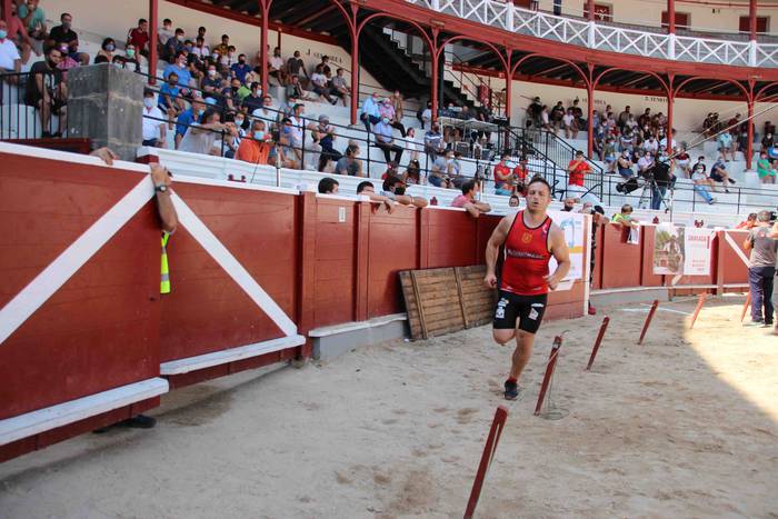 Arria V.a eta Izeta VI.a iza 32 1596214080539