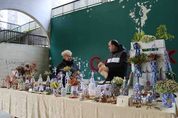 Azoka bueltatu da Gaztelura 4 1636302511164