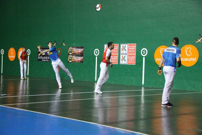 Porrot bana eskualdeko lau p 9 1640026604216