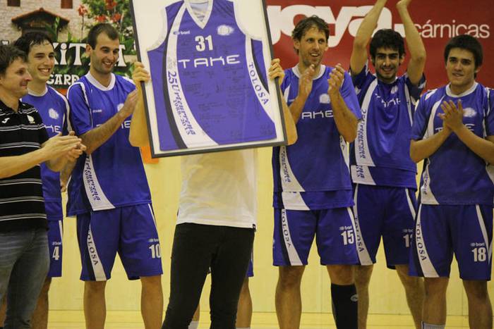 TAKE vs Ardoi 2015 4 1445277764921