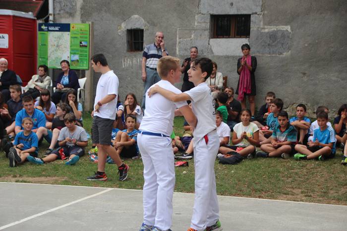 Puzgarriak, pilota eta karta 43 1501613925227