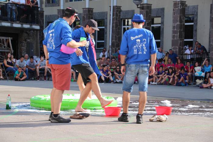 Lehiatik gutxi, festatik ask 31 1534074065658