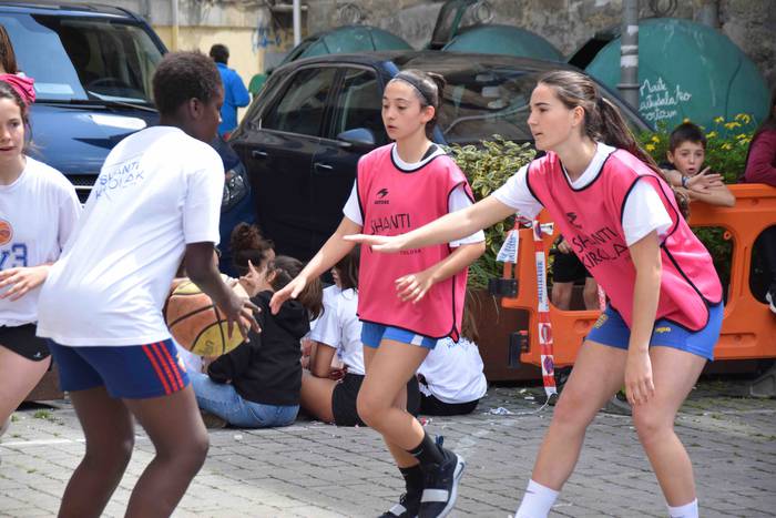 San Joan usaina hartu dute k 82 1560614499240