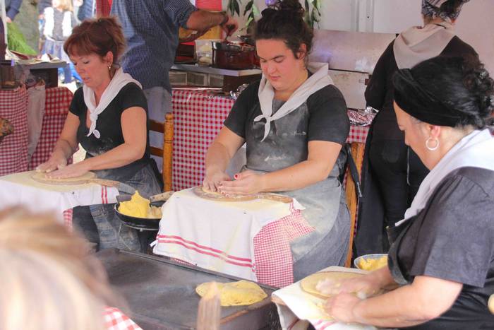 Tolosako Gabonetako Azoka Berezia 2018 12 1545489408206