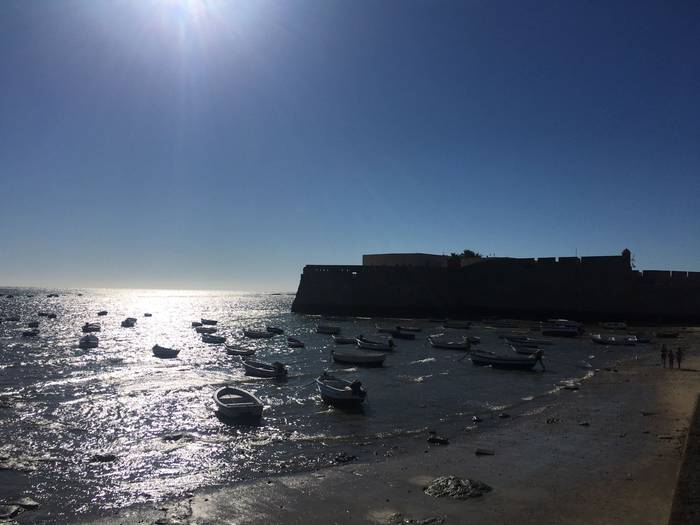 Egun eder bat kostaldean