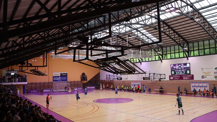 Areto futbola eta saskibaloia