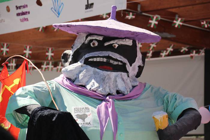 Piztu da sei eguneko festa Ibarran 25 1471949438349