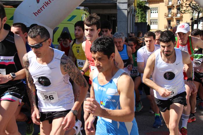 Haur, gazte eta heldu krosea 108 1491742404552