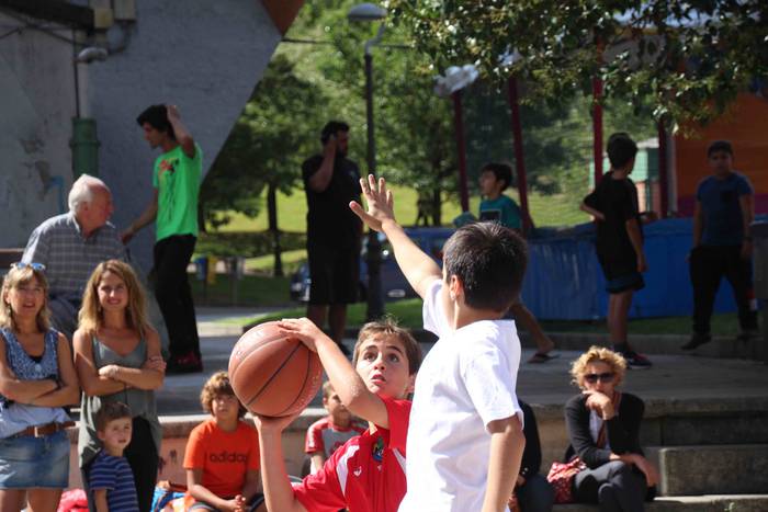 izaskun auzoa festak 3x3 sas 15 1567860598249