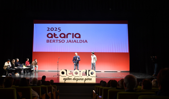 Ataria Bertso Jaialdia, biharko 'Hitzetik Hortzera' saioan
