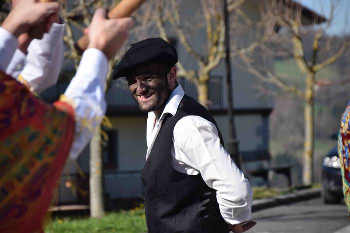 Makila hotsak Txindokipekoak 19 1582460902119