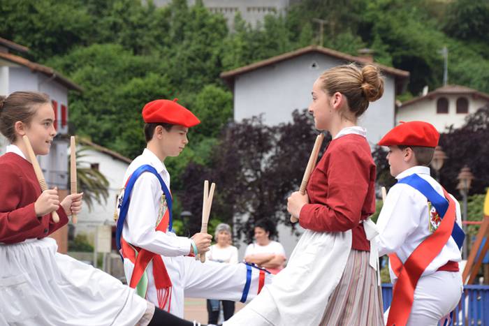 Ibarrako Dantzari Txiki Egun 37 1528547782442