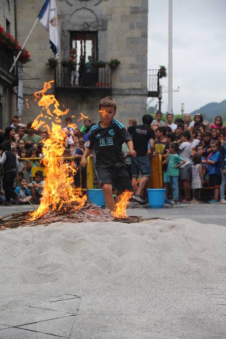 Momentu bereziaren zain 48 1498245543595